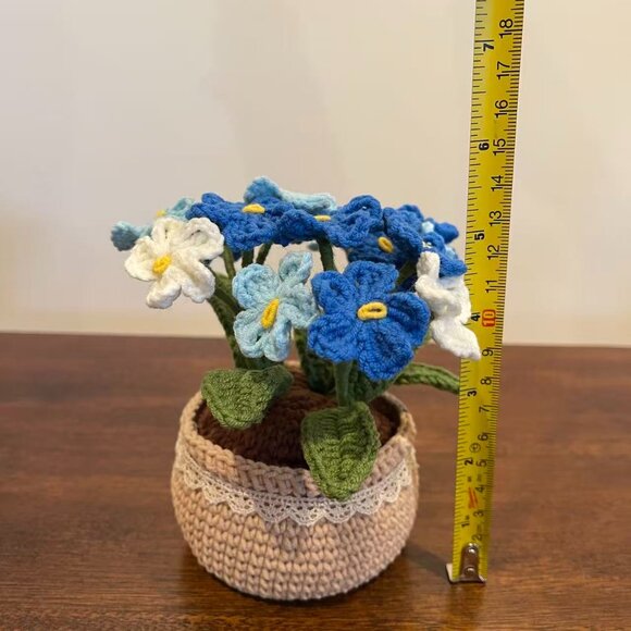 Crocheted Forget-Me-Not Flower Pot Home Or Office Decor - Picture 6 of 6